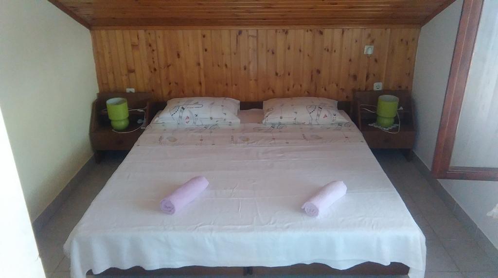 Guest House Bočac Sali Extérieur photo