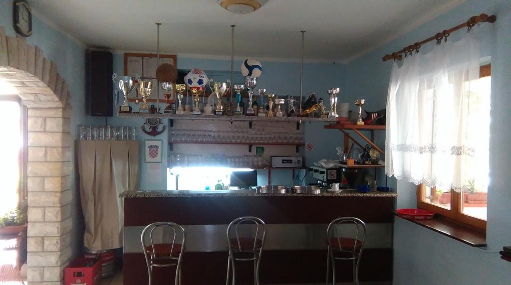 Guest House Bočac Sali Extérieur photo